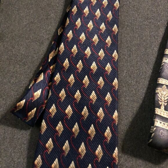 BUNDLE of 2 Christian Dior Ties - Picture 8 of 9